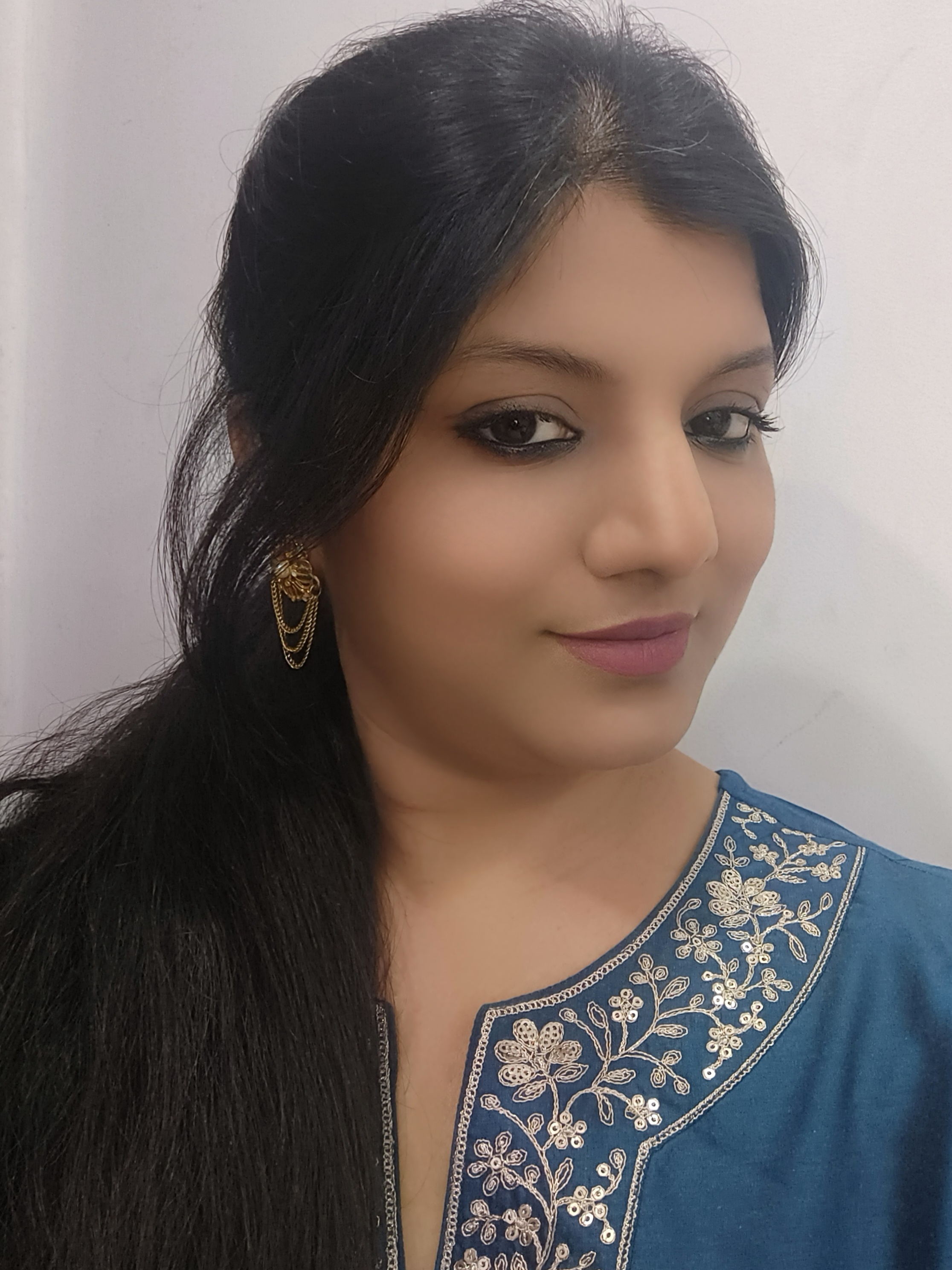 ShrutiG — Healer & Life Coach